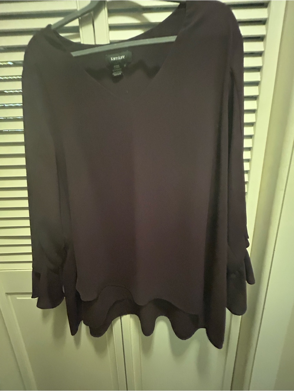 Karen Kane Plum V-Neck Scalloped Hem Tunic